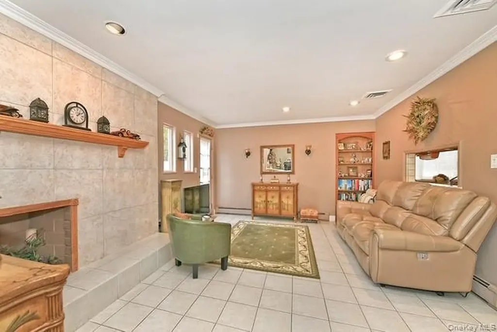 8 Brookstan Road Nesconset NY 11767