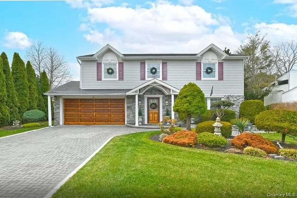 8 Brookstan Road Nesconset NY 11767
