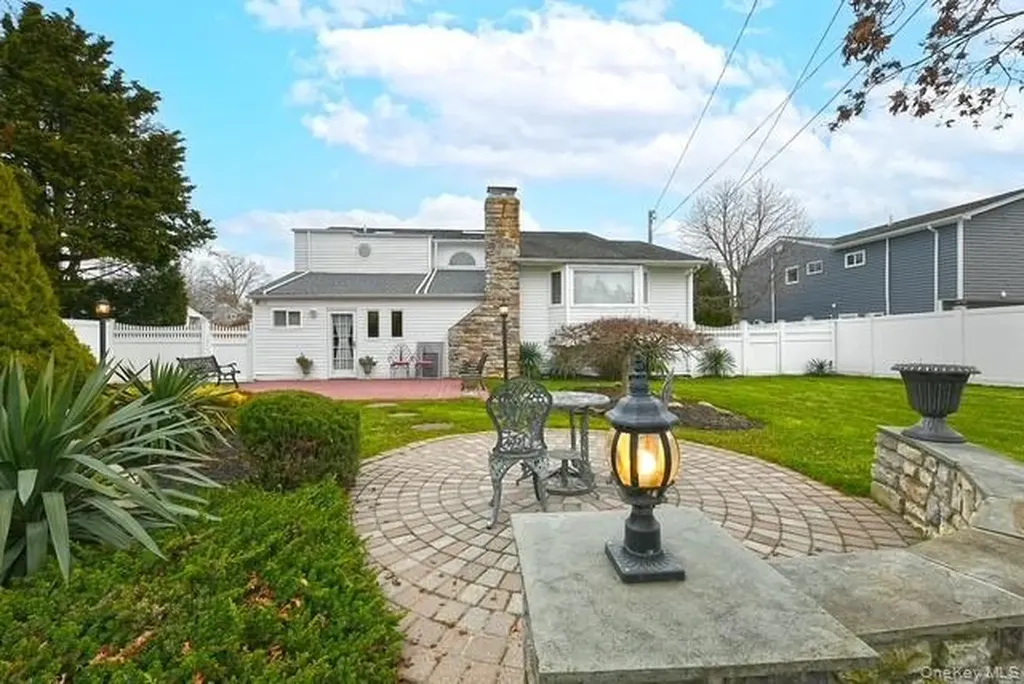 8 Brookstan Road Nesconset NY 11767