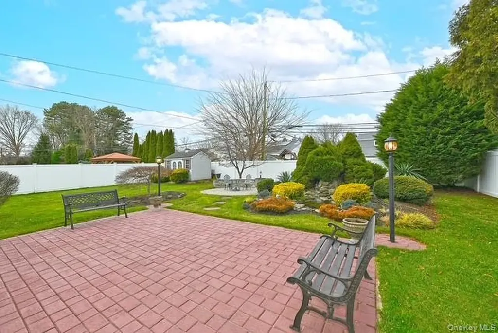 8 Brookstan Road Nesconset NY 11767