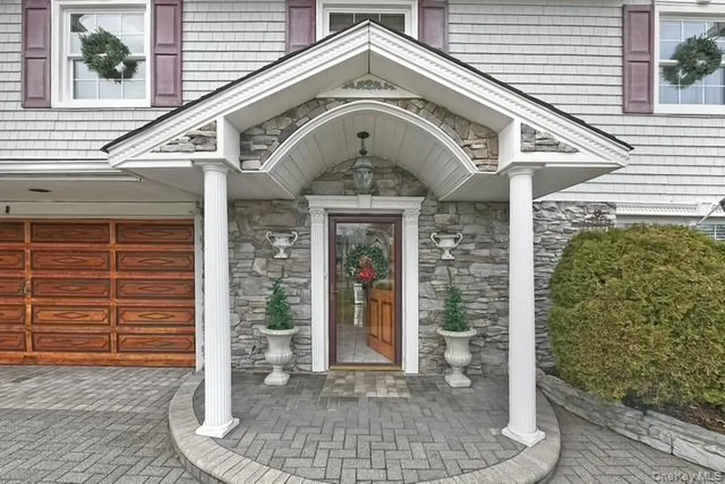 8 Brookstan Road Nesconset NY 11767