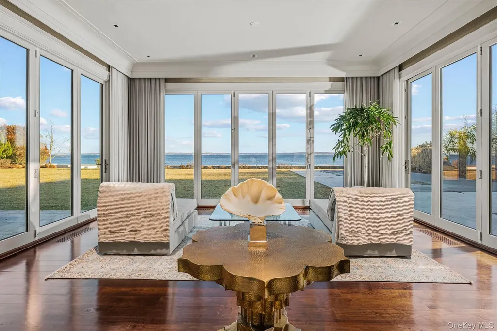 106 Premium Point New Rochelle NY 10801