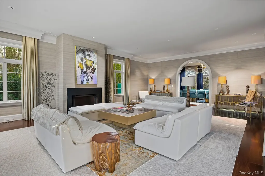 106 Premium Point New Rochelle NY 10801