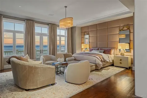 106 Premium Point New Rochelle NY 10801