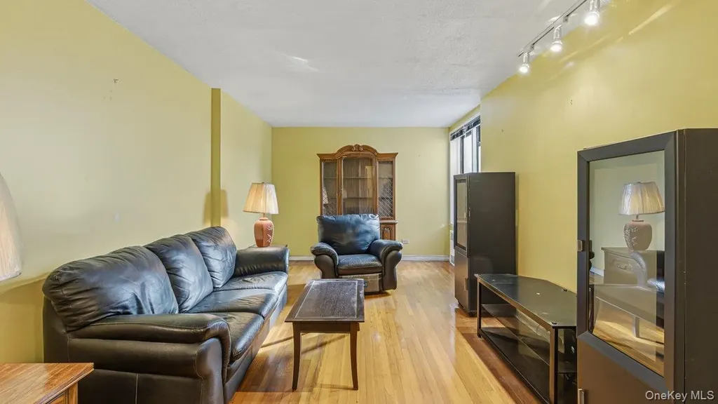 83-35 139 Street Briarwood NY 11435