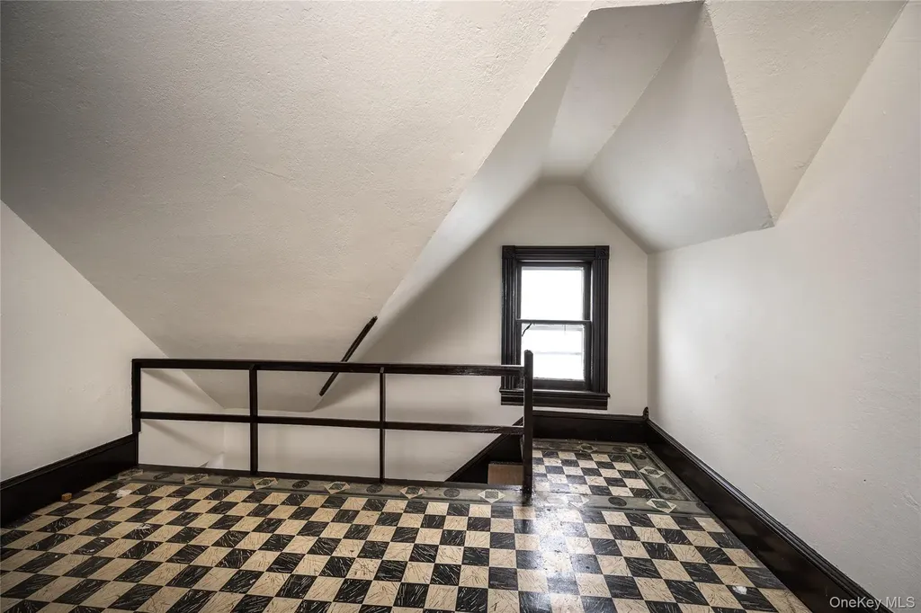 39 Hamilton Avenue Ossining NY 10562