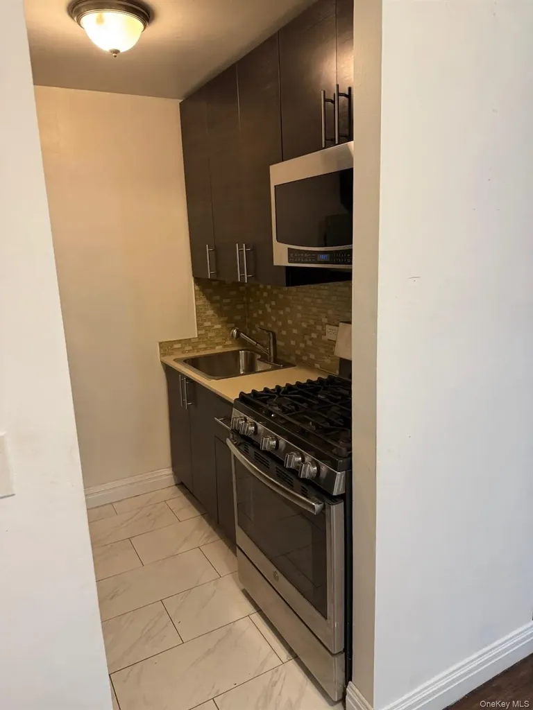 3520 Tryon Avenue Bronx NY 10467