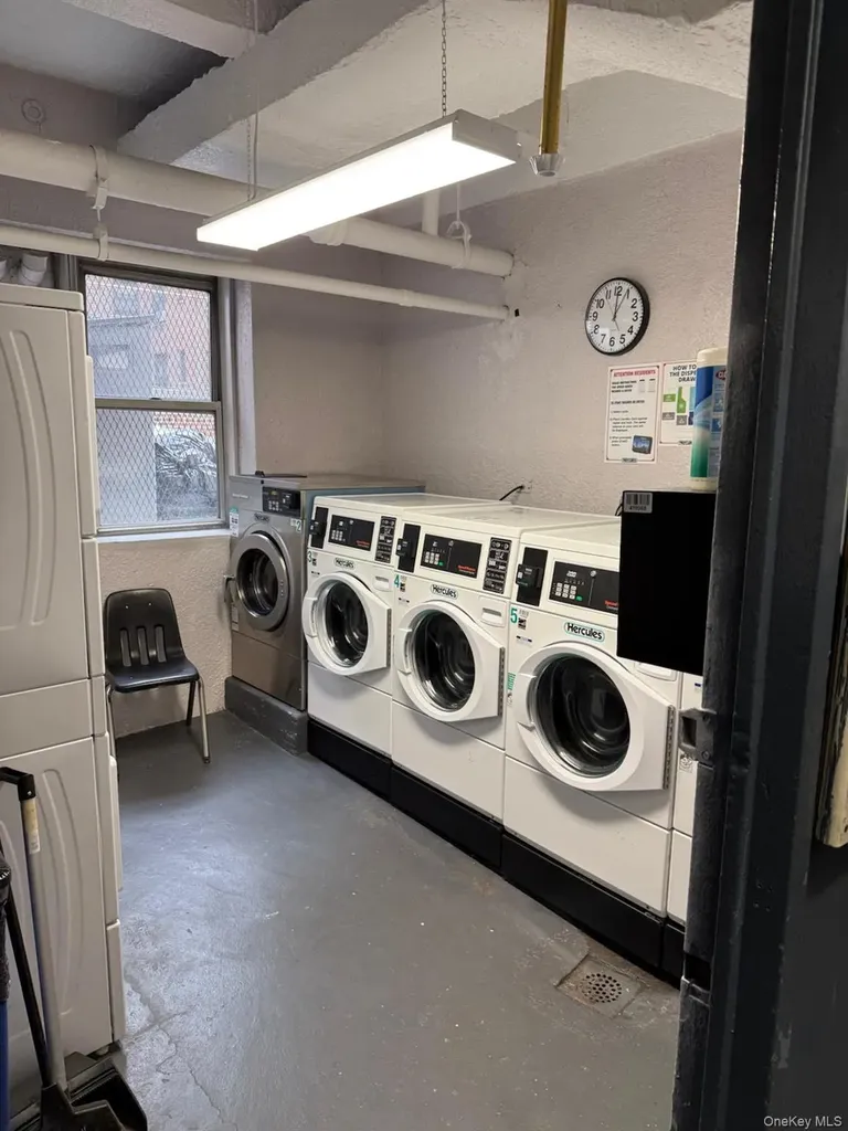 3520 Tryon Avenue Bronx NY 10467