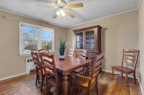 1392 Manor Lane Bay Shore NY 11706