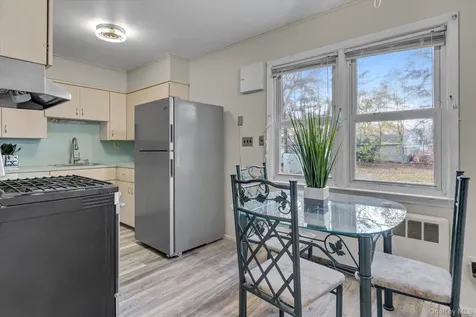 1392 Manor Lane Bay Shore NY 11706