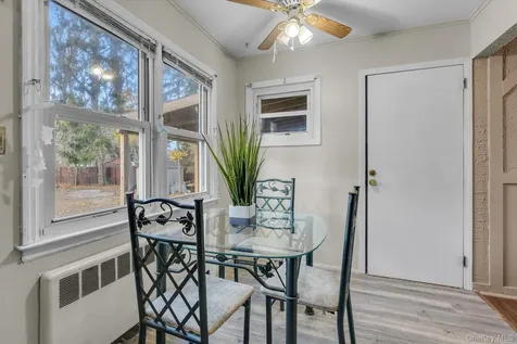 1392 Manor Lane Bay Shore NY 11706