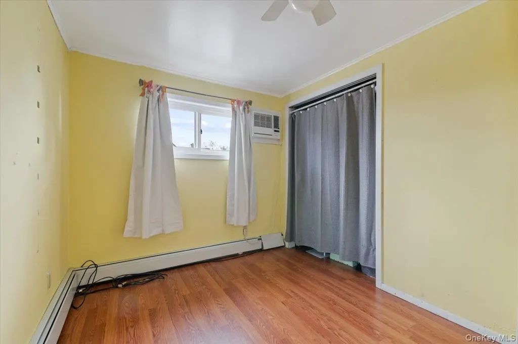 341 Red Maple Drive S Wantagh NY 11793