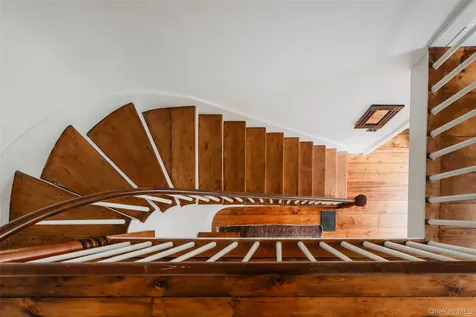 433 Rapp Road Kinderhook NY 12184