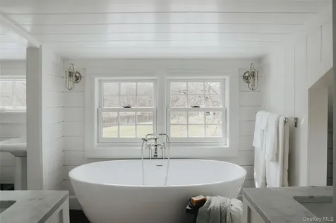 433 Rapp Road Kinderhook NY 12184