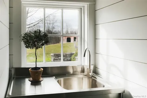 433 Rapp Road Kinderhook NY 12184