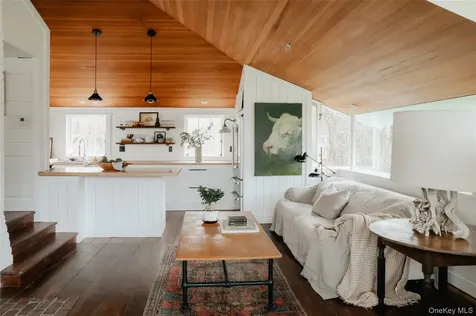 433 Rapp Road Kinderhook NY 12184