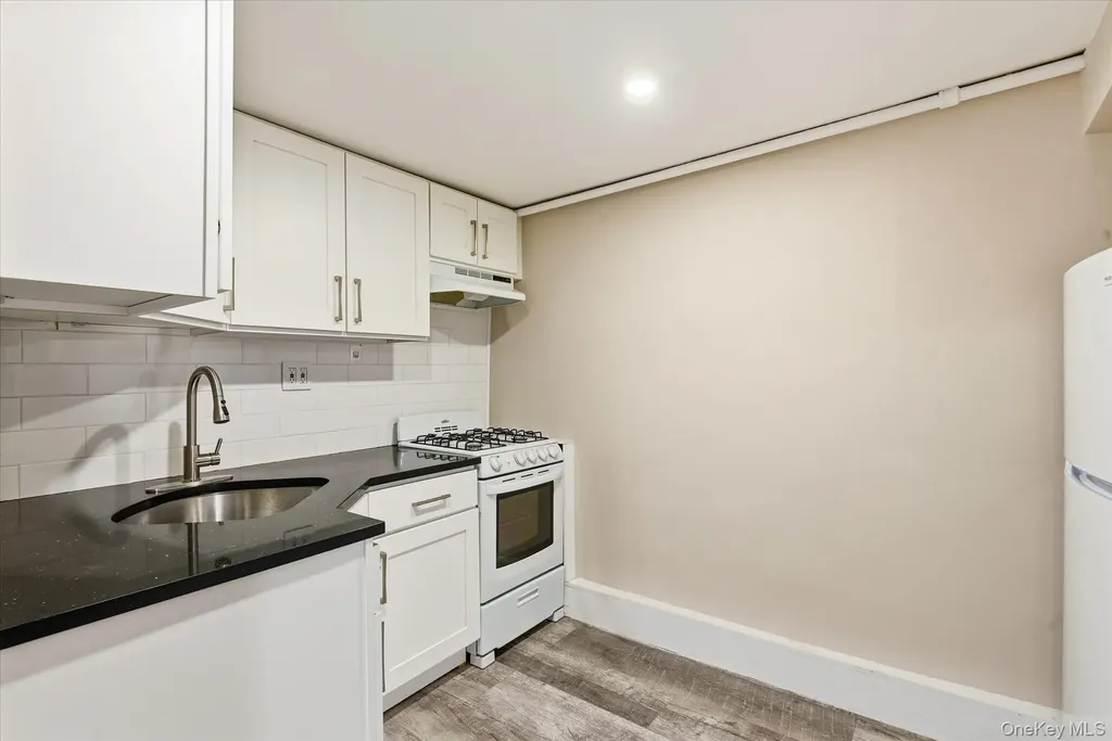 2534 E 26th Street Brooklyn NY 11235