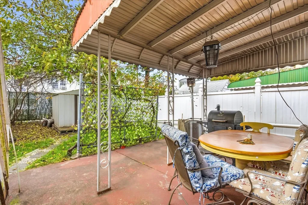 2534 E 26th Street Brooklyn NY 11235