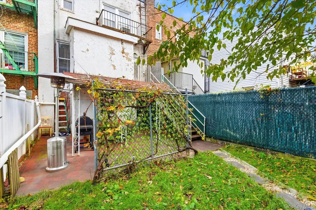 2534 E 26th Street Brooklyn NY 11235