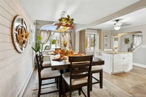 2490 Orange Street Bellmore NY 11710