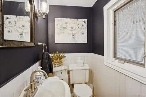 2490 Orange Street Bellmore NY 11710