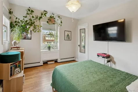 2490 Orange Street Bellmore NY 11710