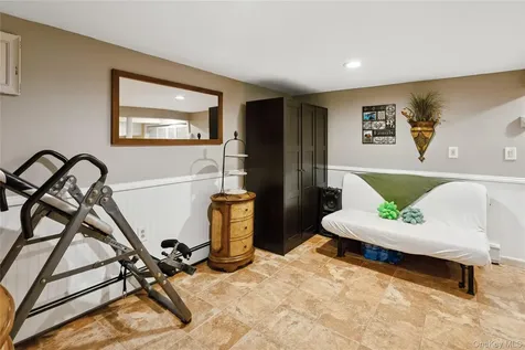 2490 Orange Street Bellmore NY 11710