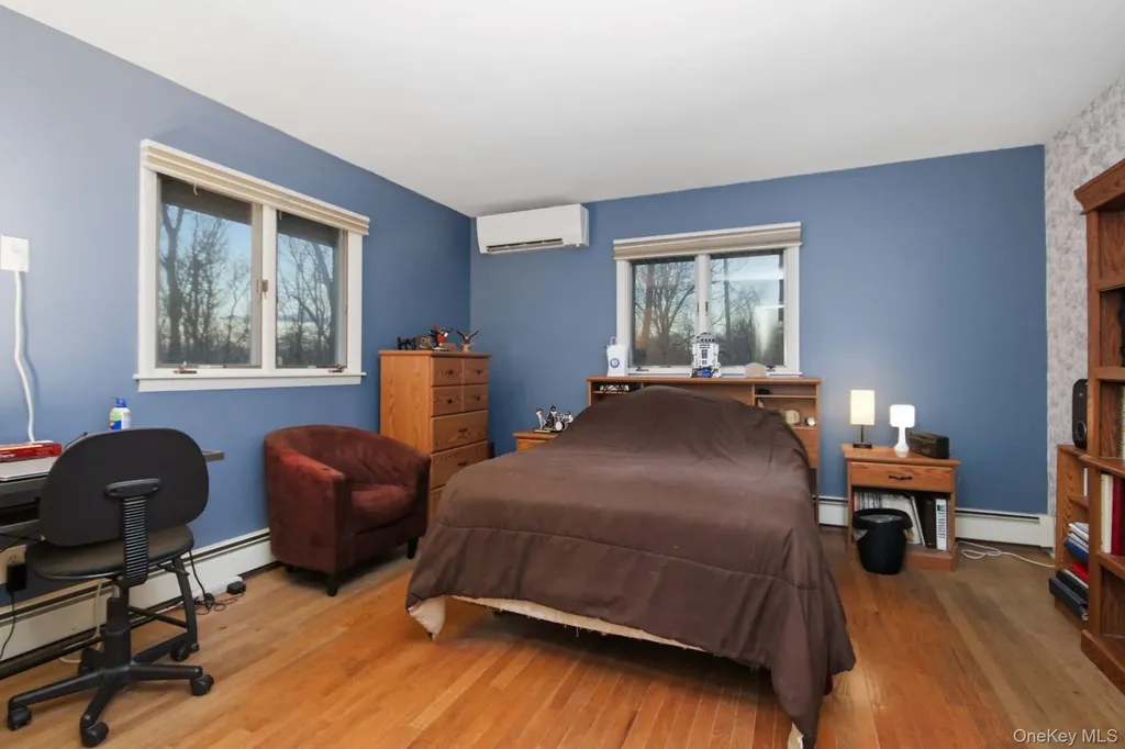 157 Roosevelt Road Hyde Park NY 12538