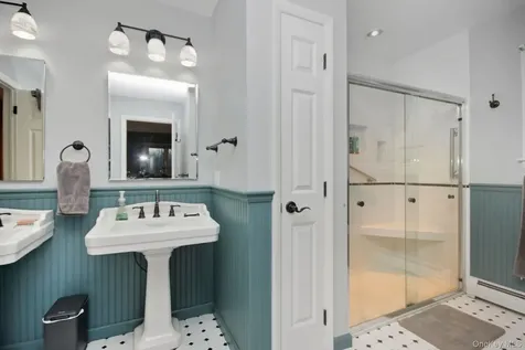 157 Roosevelt Road Hyde Park NY 12538