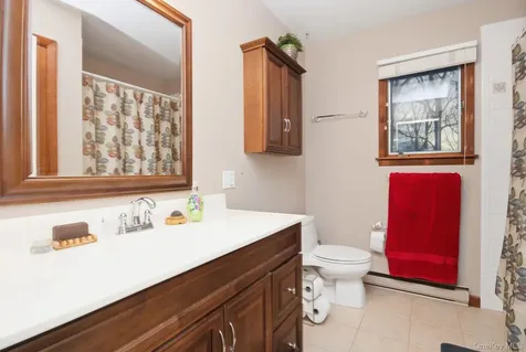 157 Roosevelt Road Hyde Park NY 12538