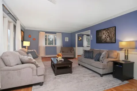 157 Roosevelt Road Hyde Park NY 12538