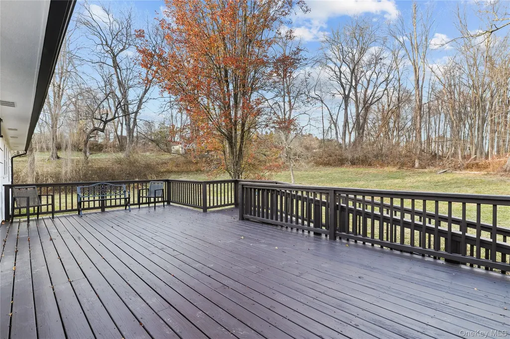 9 Seven Oaks Lane Brewster NY 10509