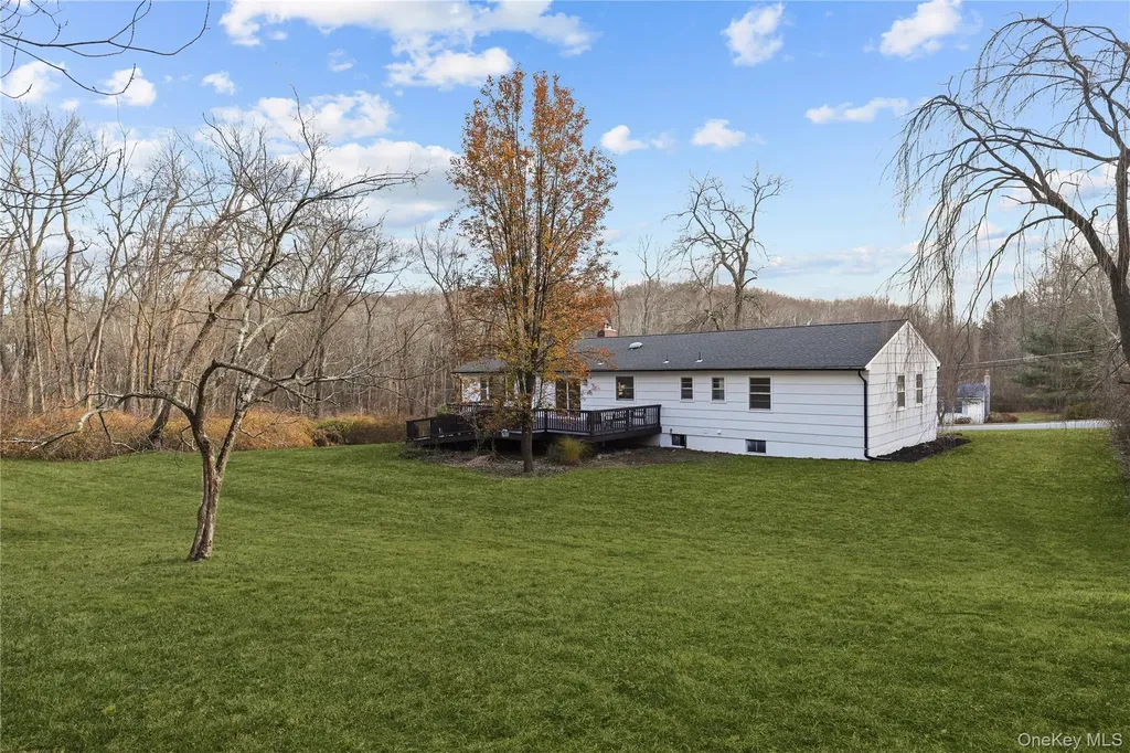 9 Seven Oaks Lane Brewster NY 10509