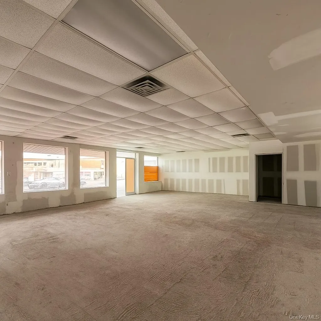 118 Broadway Lynbrook NY 11563