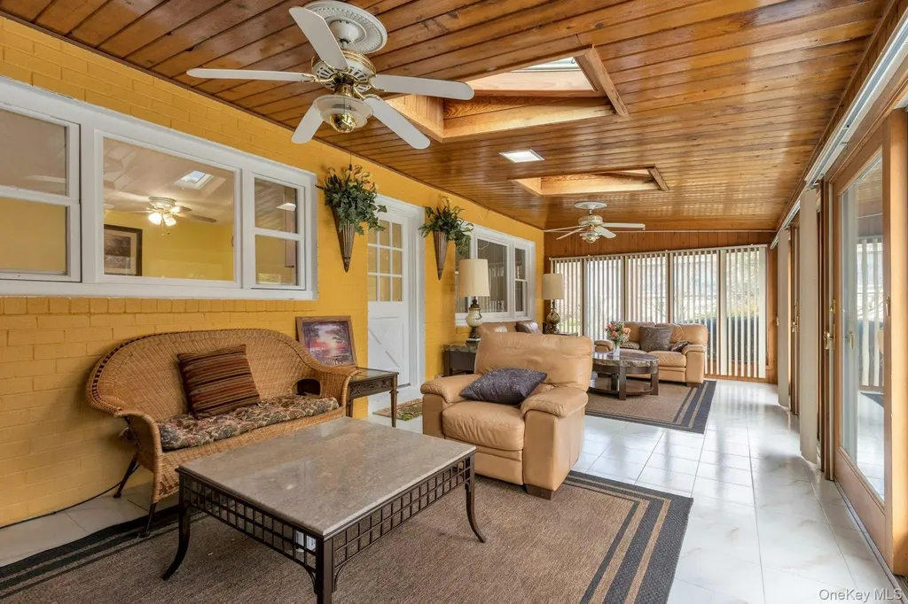 44 Greenridge Way Spring Valley NY 10977
