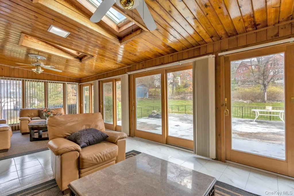 44 Greenridge Way Spring Valley NY 10977
