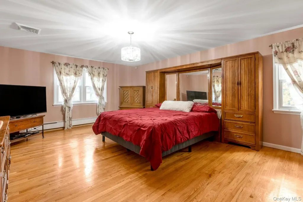 44 Greenridge Way Spring Valley NY 10977