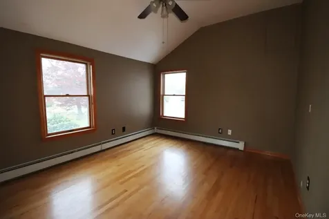 156 Oak Street Amityville NY 11701