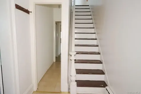 156 Oak Street Amityville NY 11701