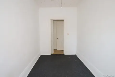 156 Oak Street Amityville NY 11701