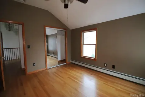 156 Oak Street Amityville NY 11701