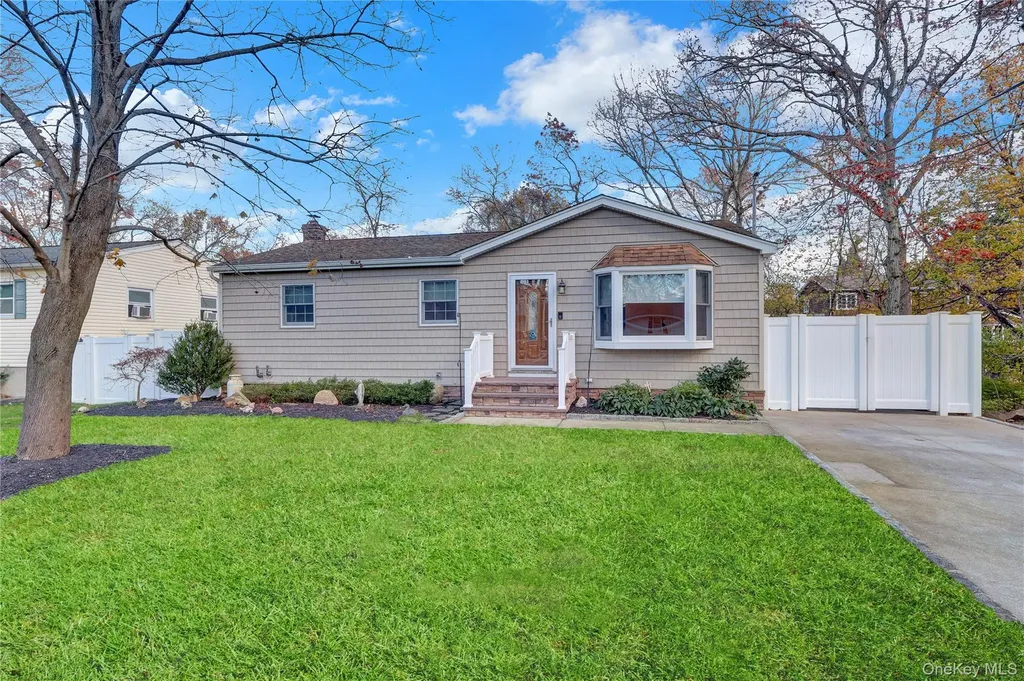 5 Zenith Road Rocky Point NY 11778