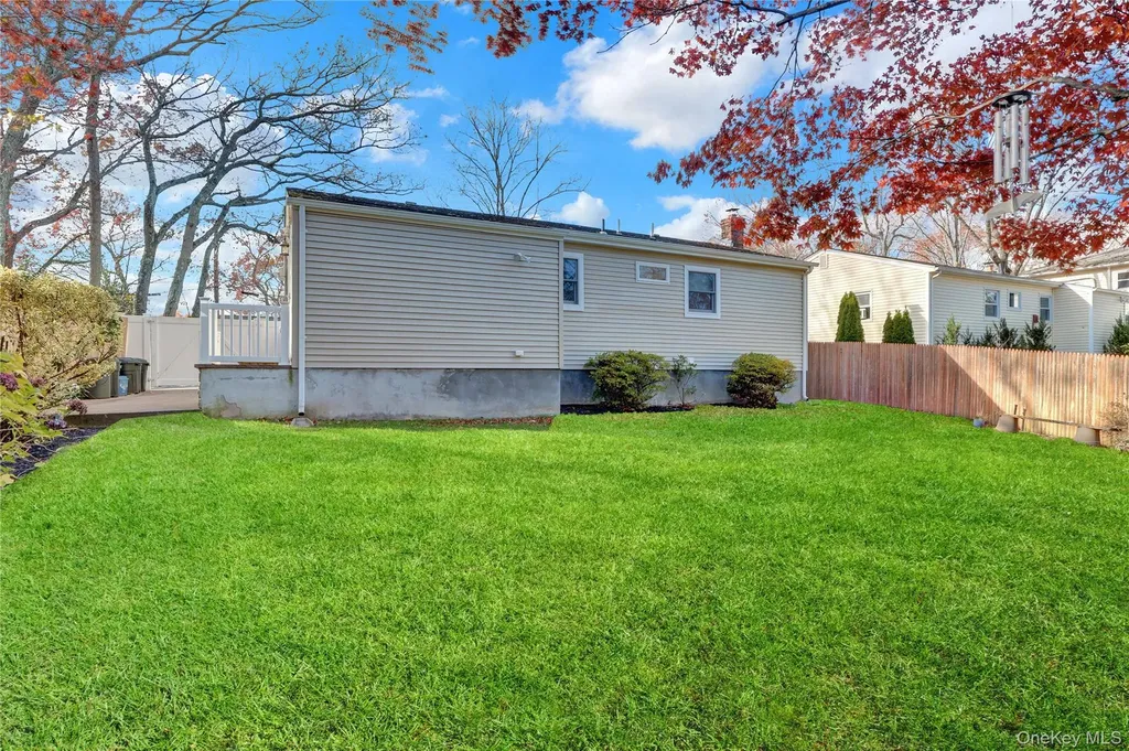 5 Zenith Road Rocky Point NY 11778