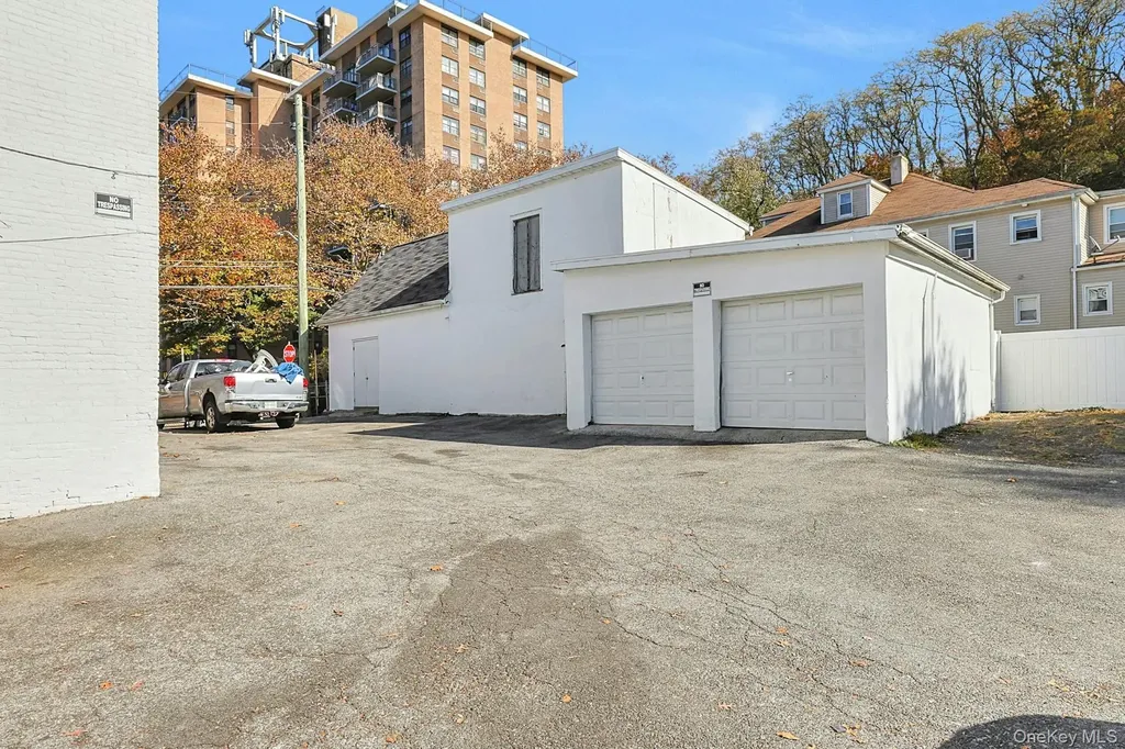 141 Ferris Avenue White Plains NY 10603