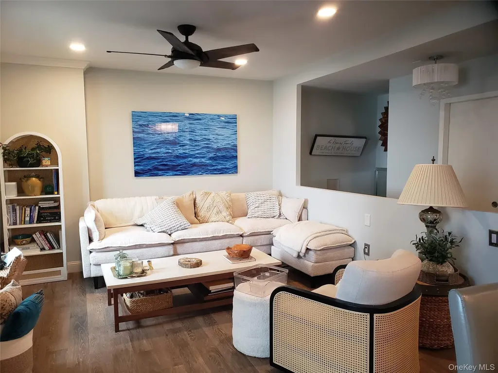 100 W Broadway Long Beach NY 11561