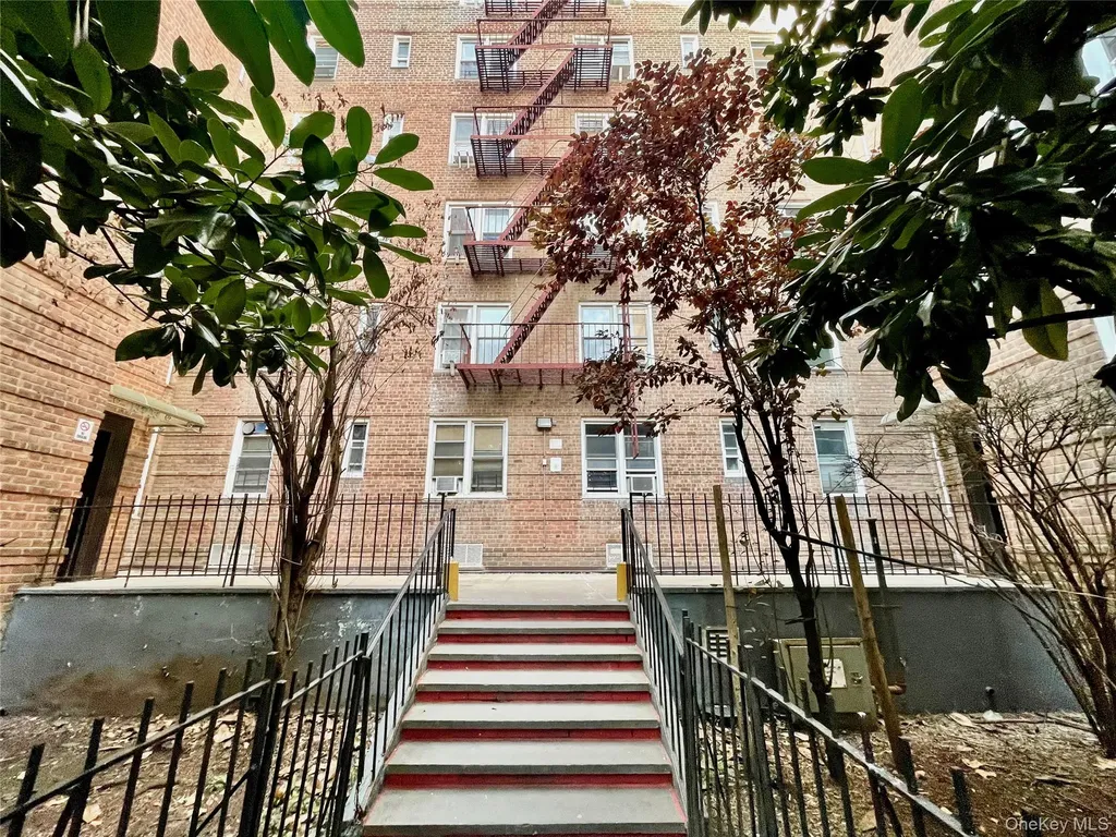 134-33 Blossom Avenue Flushing NY 11355