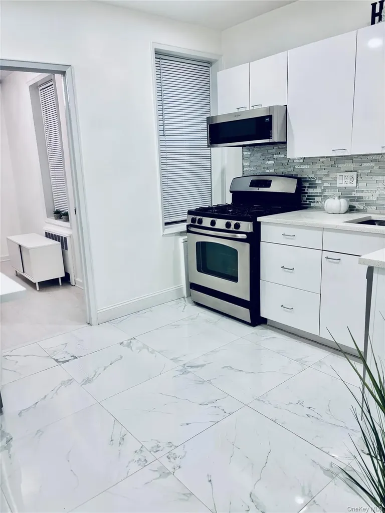 16 N Broadway White Plains NY 10601