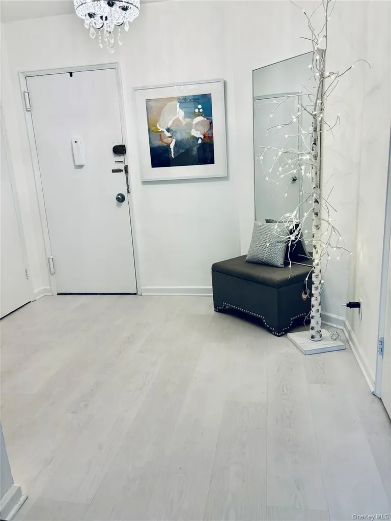 16 N Broadway White Plains NY 10601