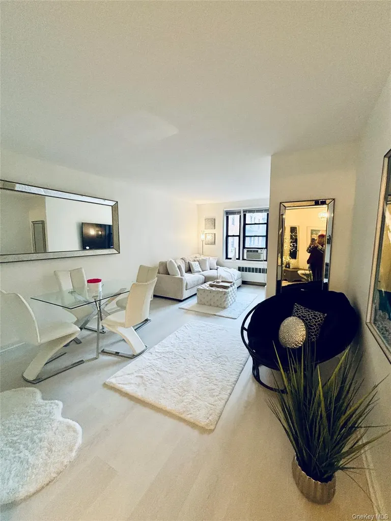 16 N Broadway White Plains NY 10601