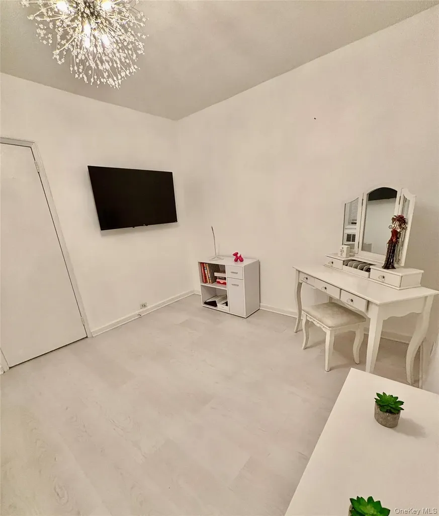 16 N Broadway White Plains NY 10601